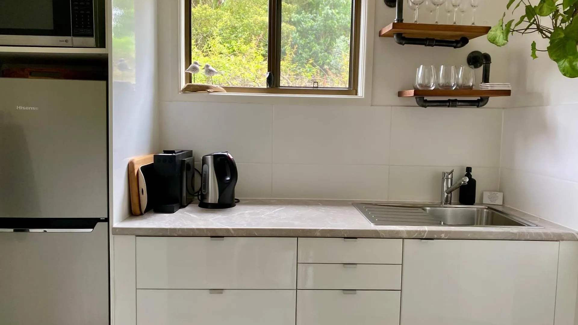 Maleny Lake Cottages 0*,